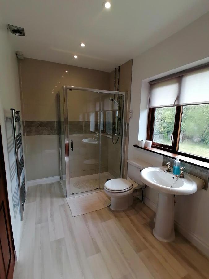 Tyddyn Crwn Country-House Apartments Beaumaris Extérieur photo